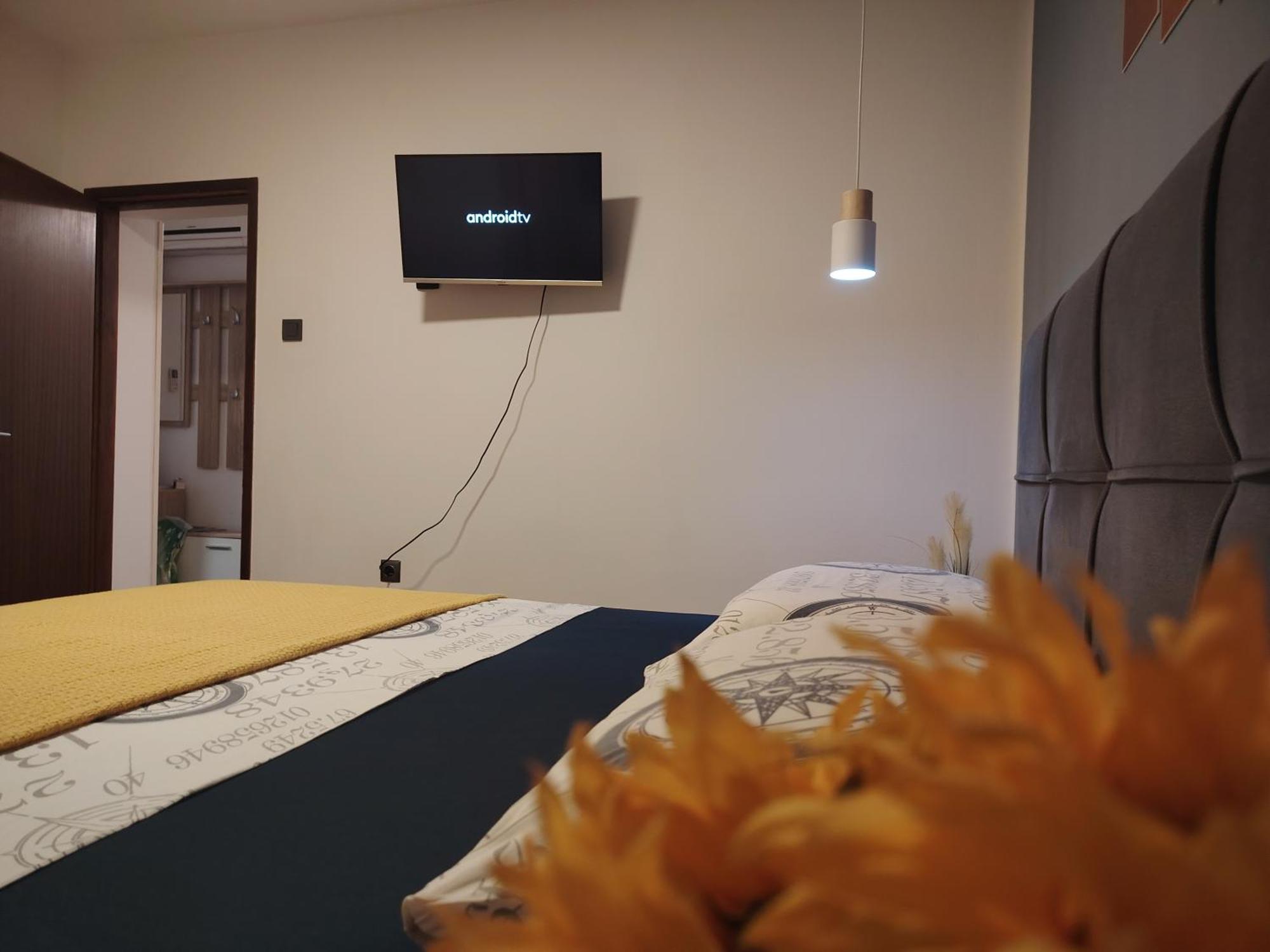 Apartman Hric -50M Od Plaze- Mali Lošinj Kültér fotó